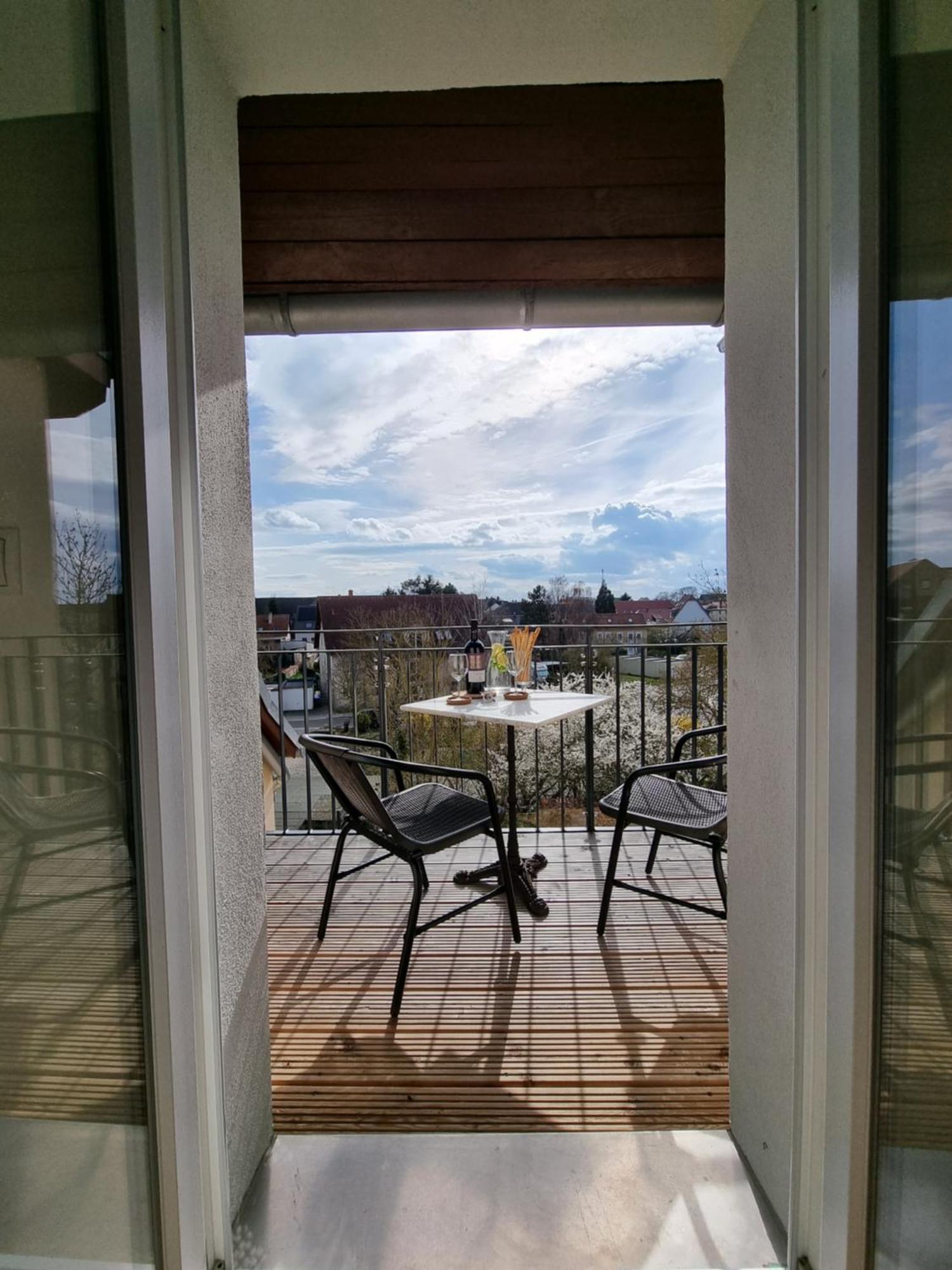 Hotel Burg Wanzleben Buitenkant foto